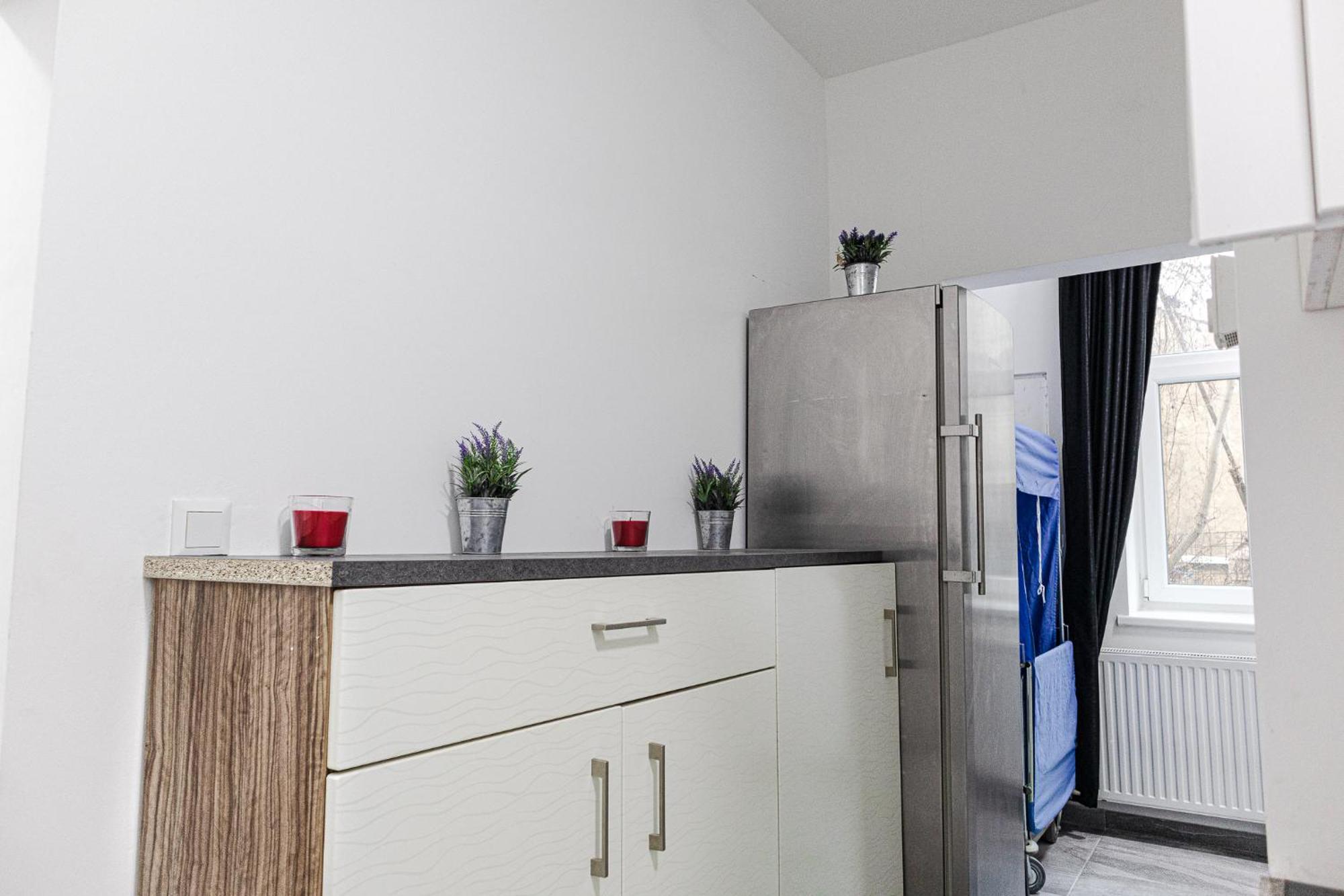 Affordable 5-Br Shared Apartment / Enkplatz U3 Getaway ウィーン エクステリア 写真