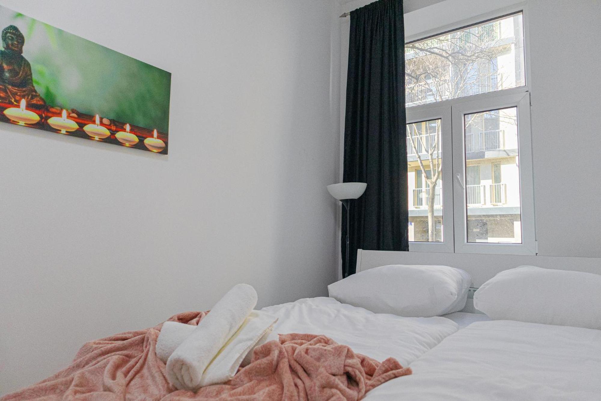 Affordable 5-Br Shared Apartment / Enkplatz U3 Getaway ウィーン エクステリア 写真